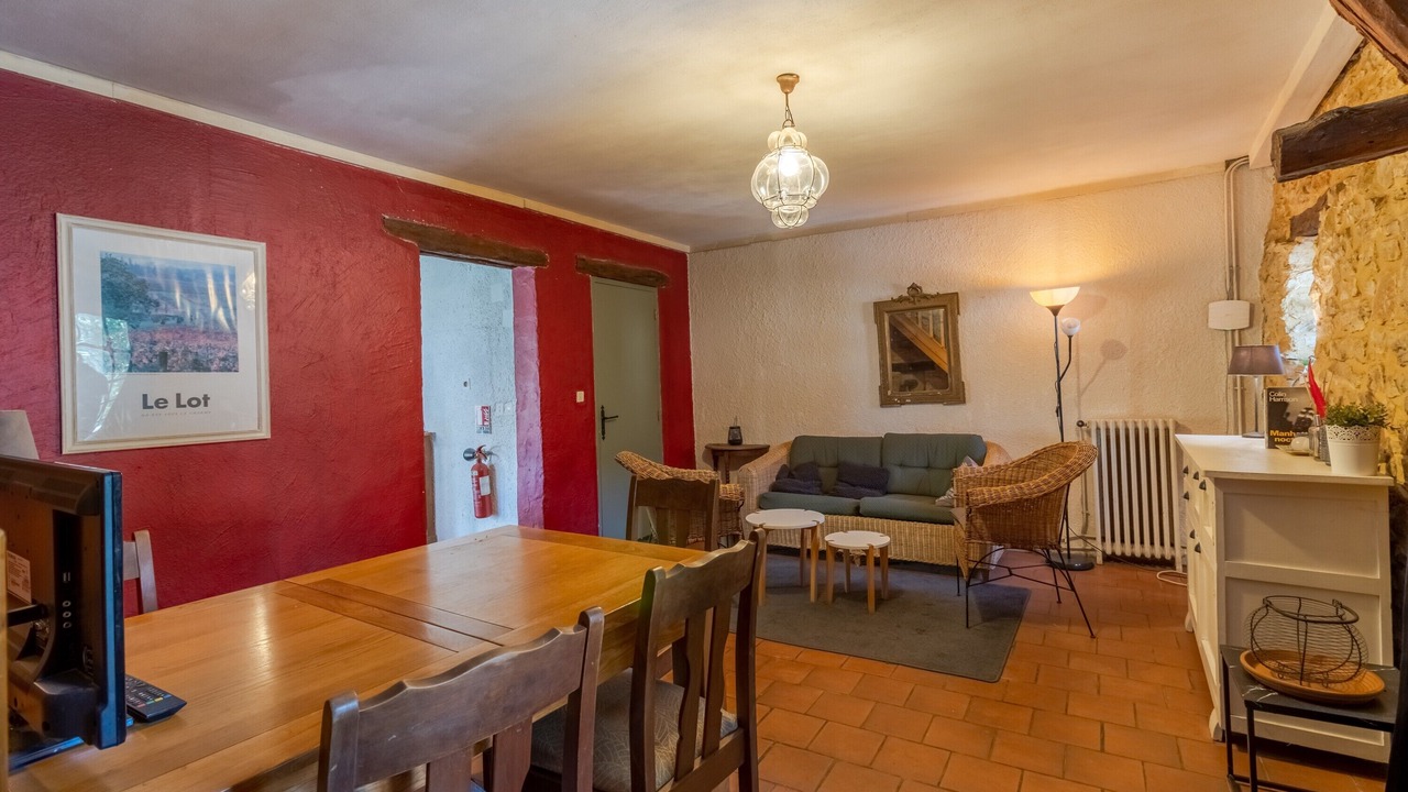 Photo of Livingroom in Degagnac