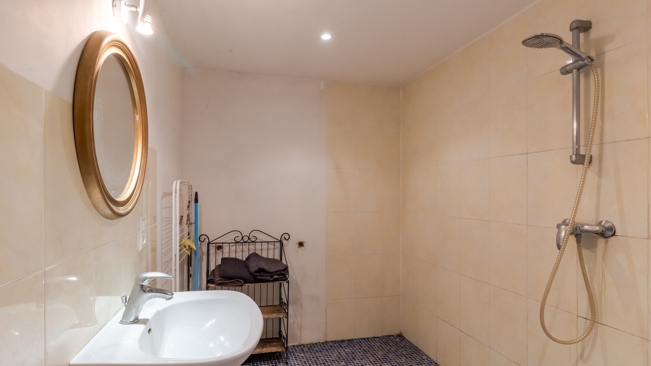 Photo of Bathroom in Degagnac
