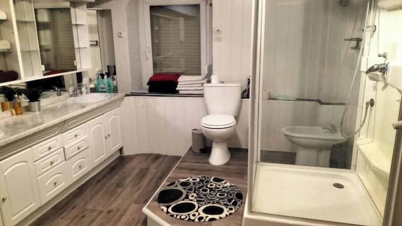 Photo of Bathroom in Mazire