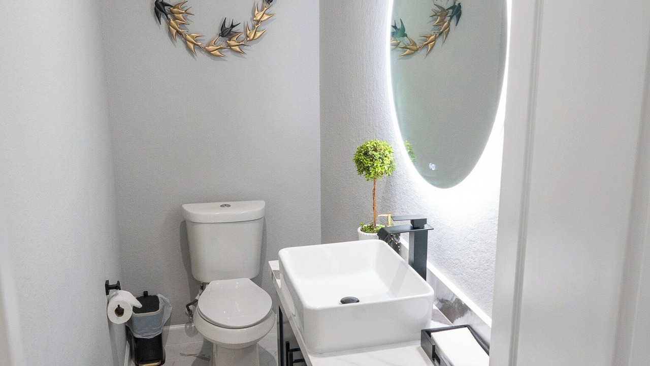 Photo of Bathroom in OST - South Union