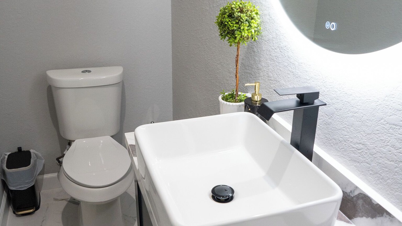 Photo of Bathroom in OST - South Union