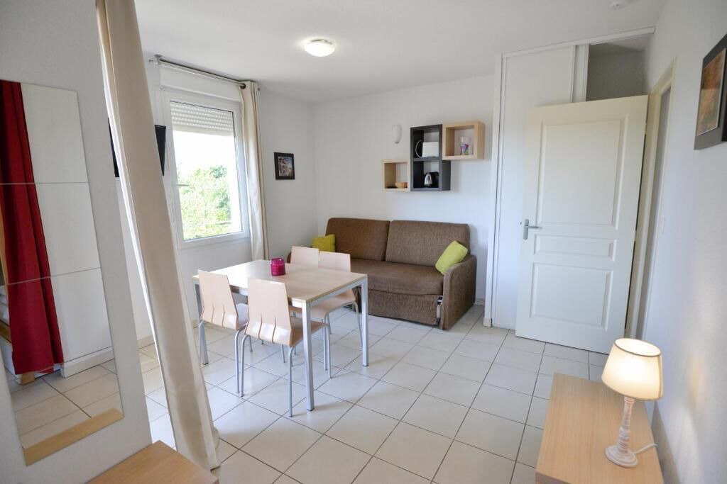 Photo of Livingroom in Azille