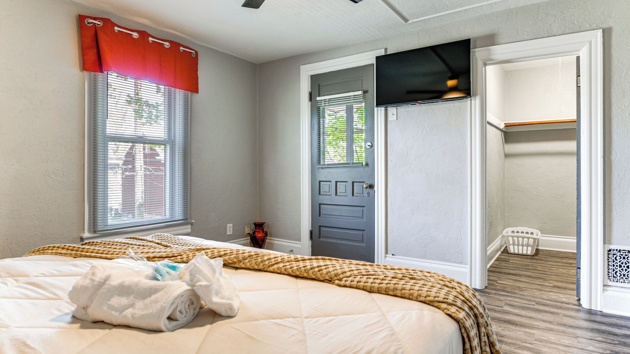 Photo of Bedroom in Niagara Falls