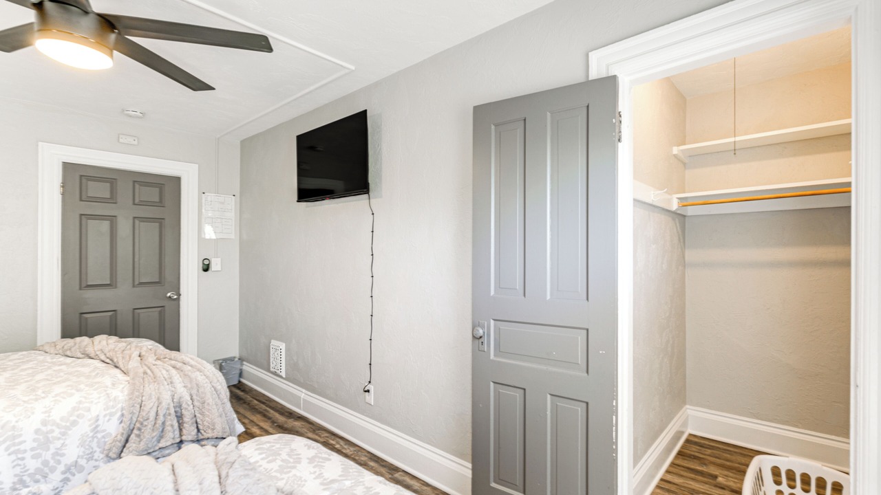 Photo of Bedroom in Niagara Falls