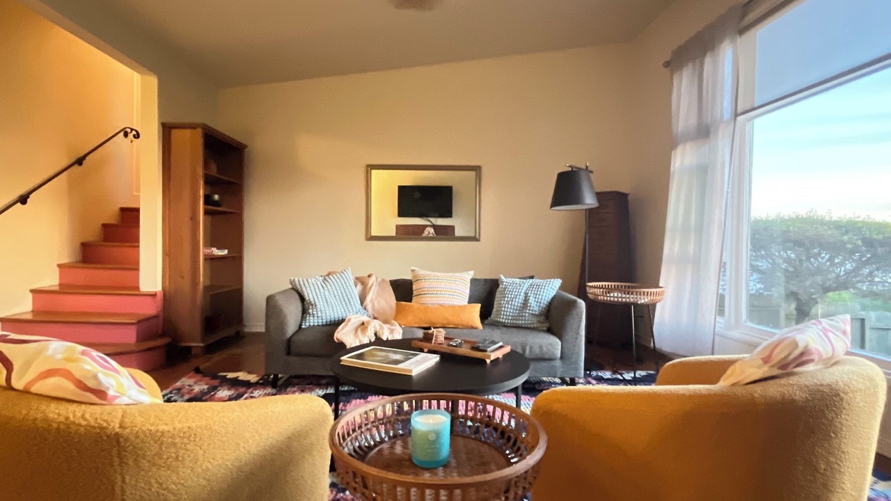 Photo of Livingroom in El Cerrito