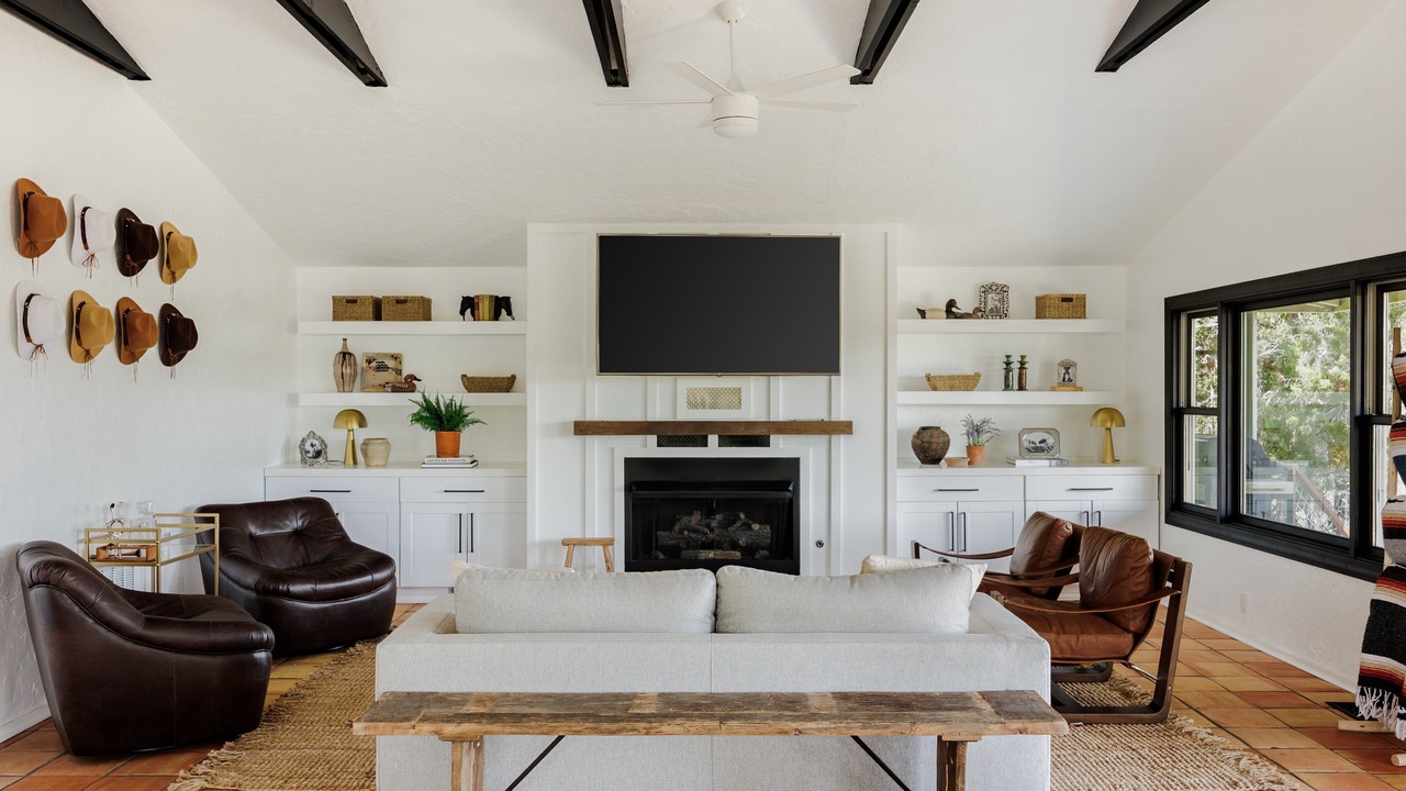 Photo of Livingroom in Hays County
