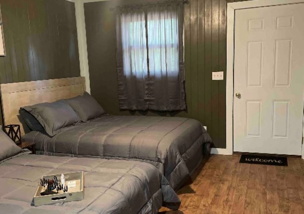 Photo of Bedroom in Eminence