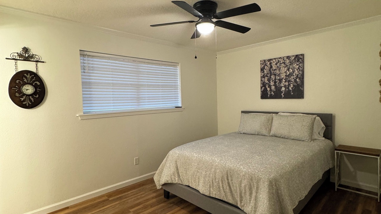 Photo of Bedroom in Alexandria