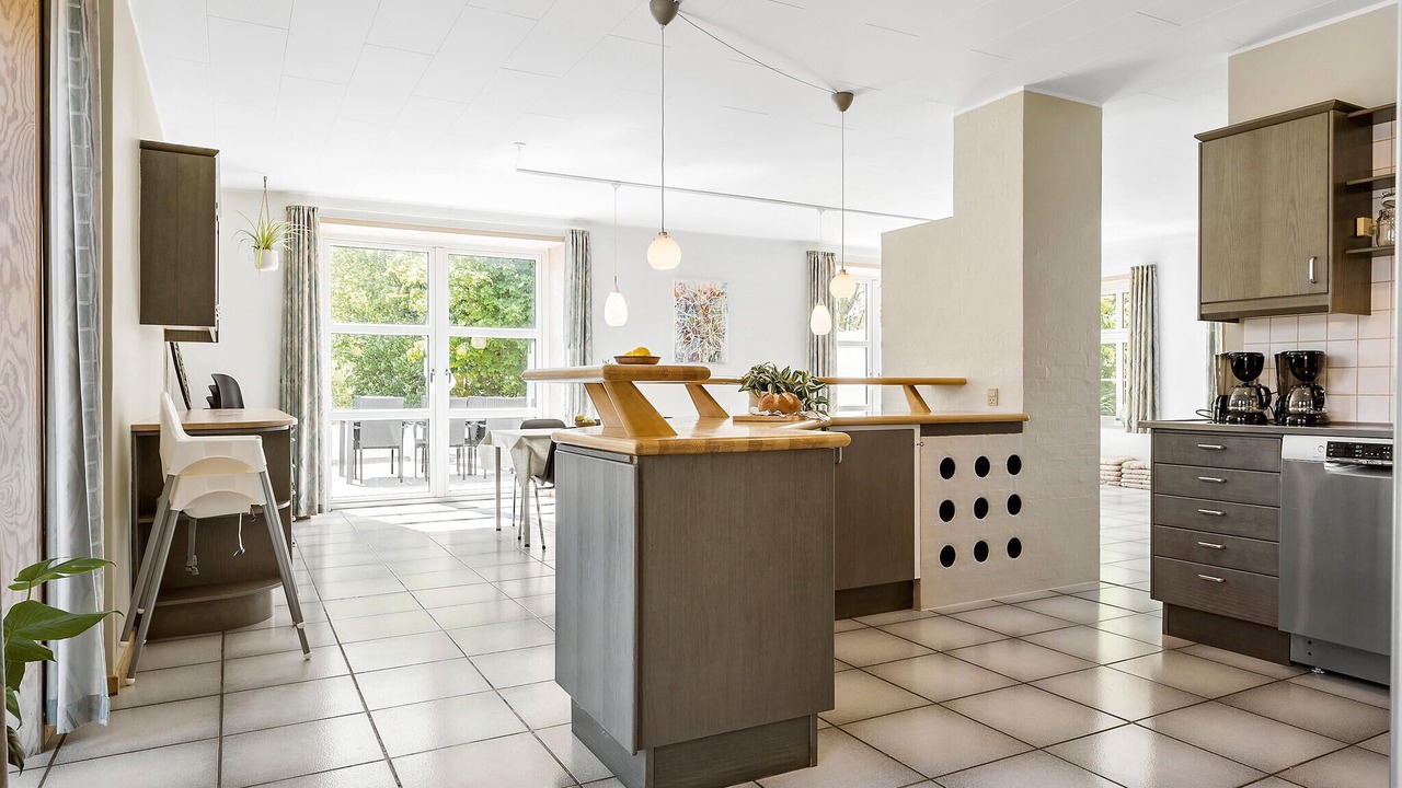 Photo of Others in Hojer