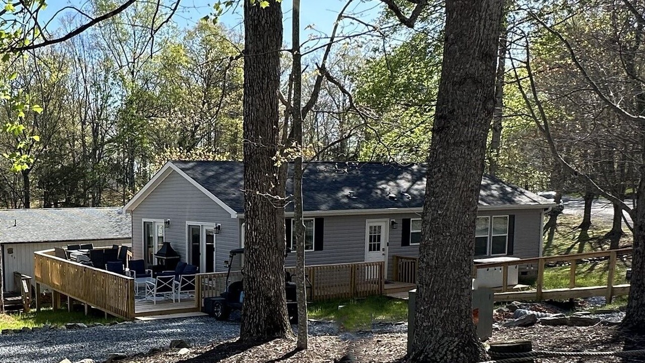 Photo of Outdoor in Huddleston