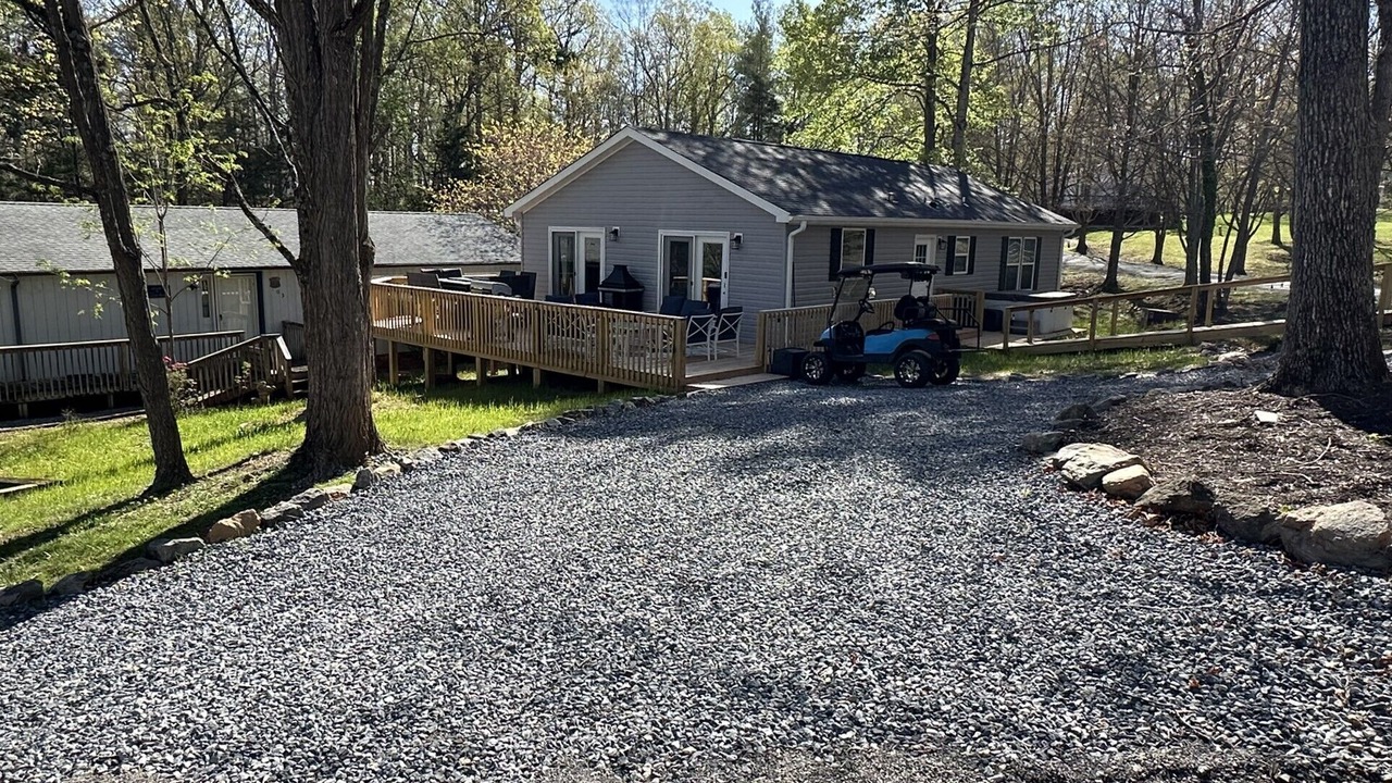 Photo of Outdoor in Huddleston
