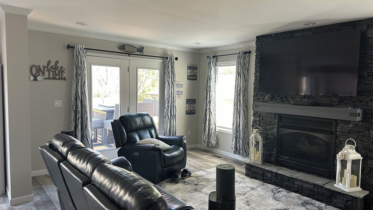 Photo of Livingroom in Huddleston