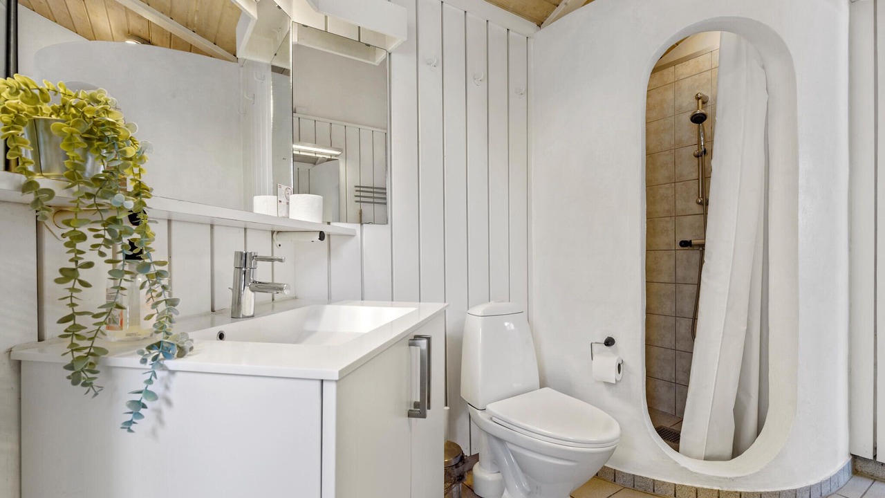 Photo of Bathroom in Handrup