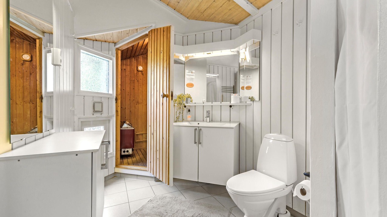 Photo of Bathroom in Handrup
