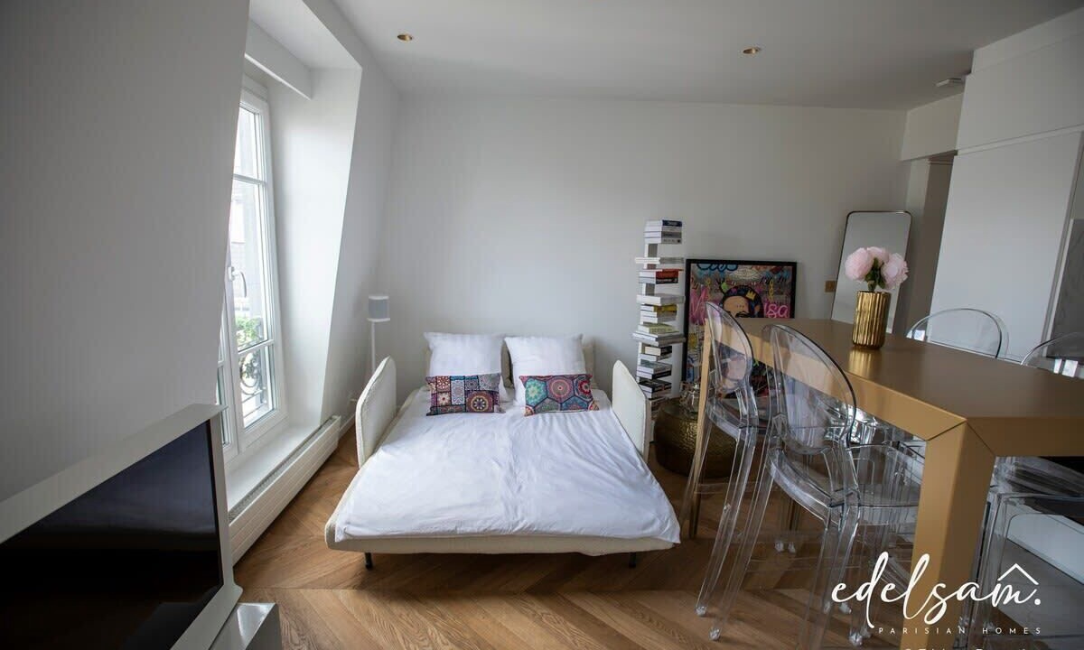 Photo of Bedroom in Quartier de la Plaine-de-Monceaux