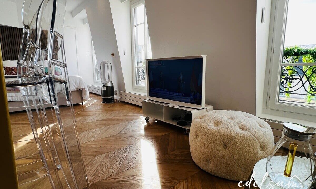 Photo of Bedroom in Quartier de la Plaine-de-Monceaux