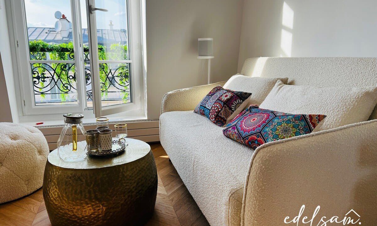 Photo of Livingroom in Quartier de la Plaine-de-Monceaux