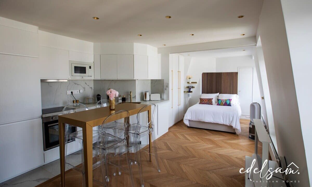 Photo of Bedroom in Quartier de la Plaine-de-Monceaux