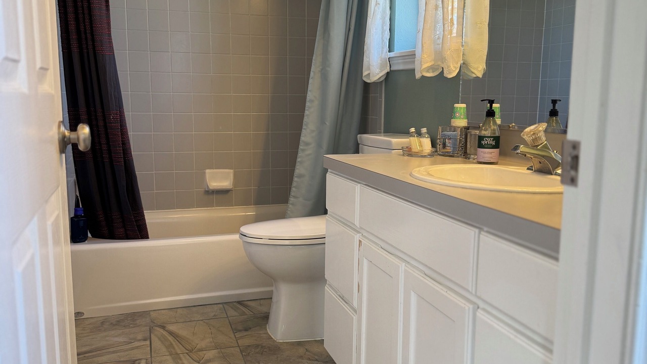 Photo of Bathroom in Cherrywood