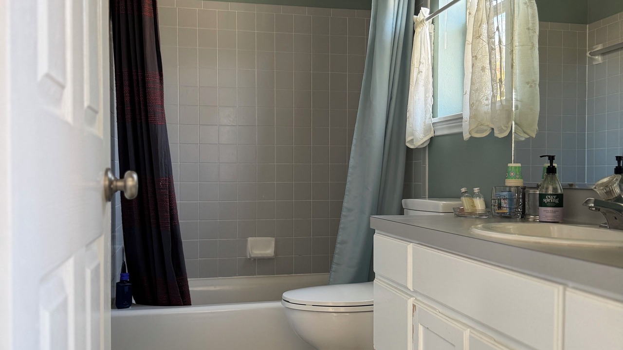 Photo of Bathroom in Cherrywood