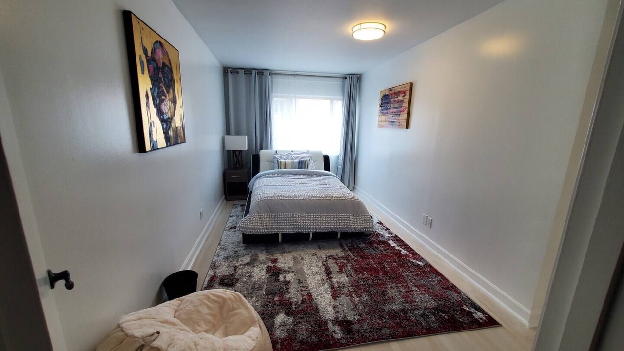 Photo of Bedroom in Sunset District