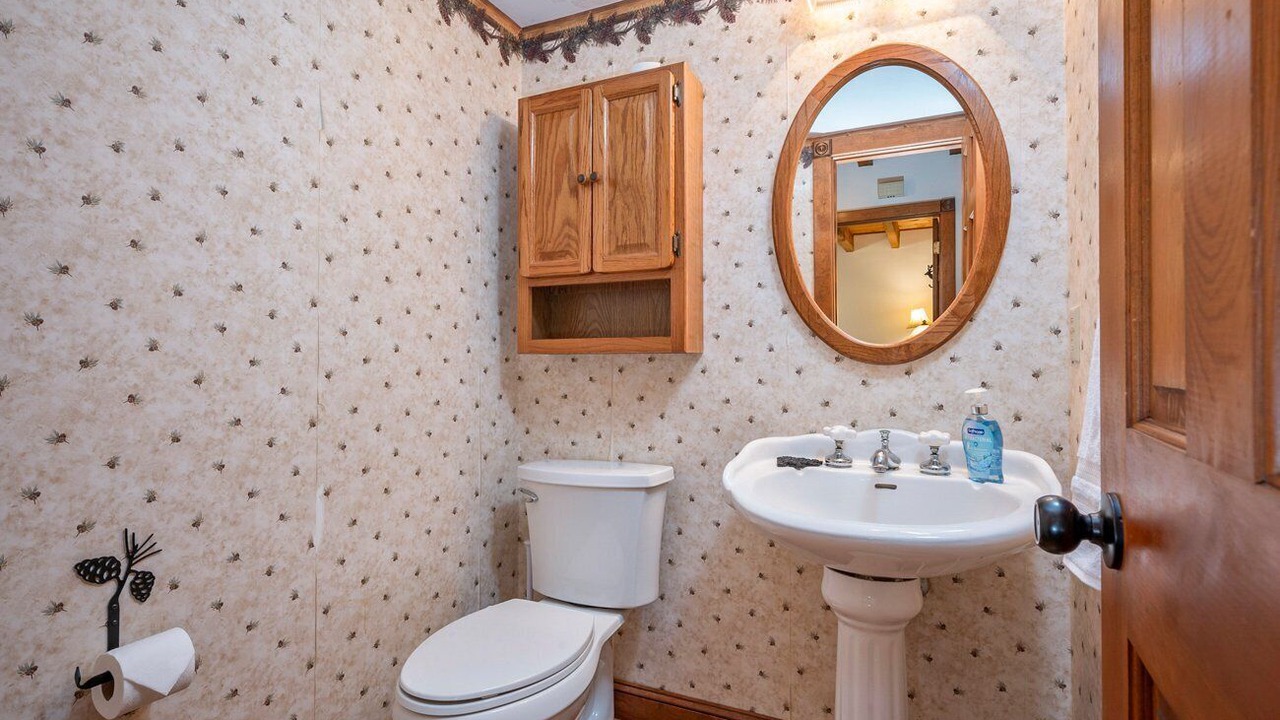 Photo of Bedroom in Lynn