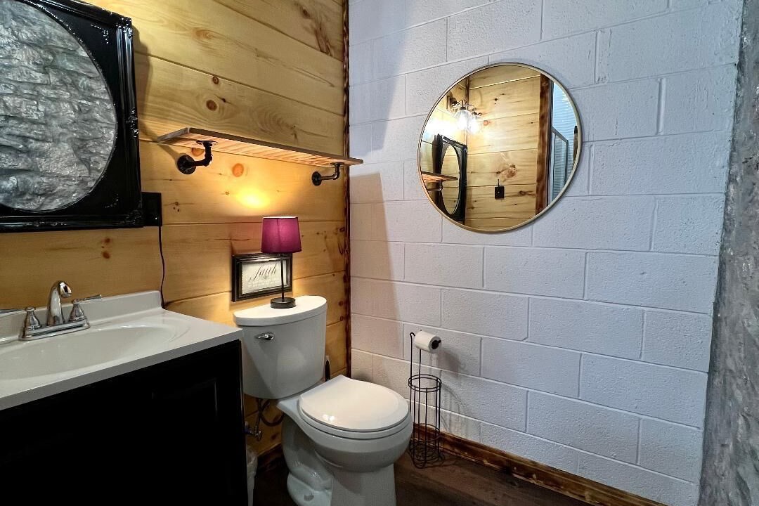 Photo of Bathroom in Jasper