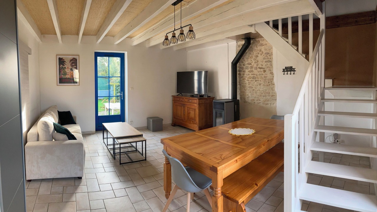Photo of Others in Peault