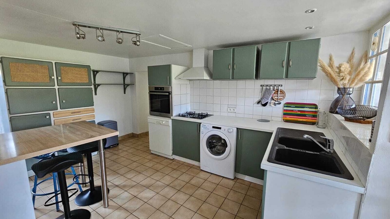 Photo of Kitchen in Peault