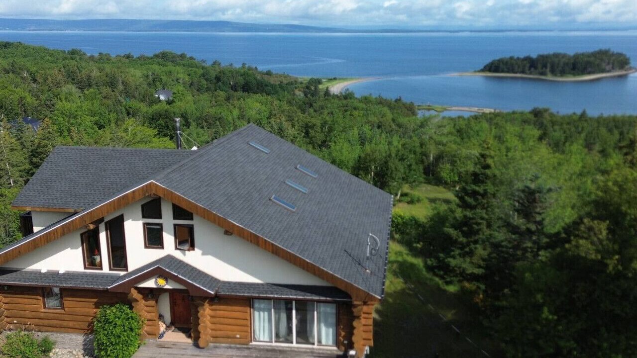 Photo of Outdoor in West Bay