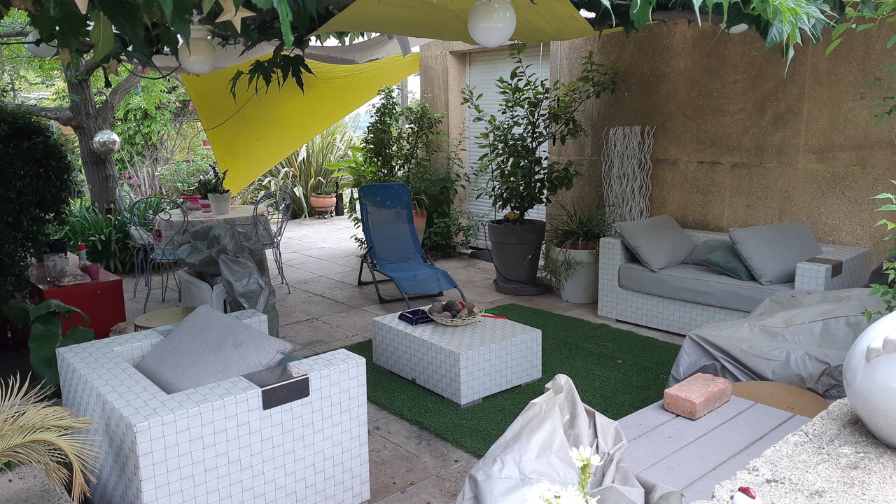 Photo of Patio Balcony in Mauressargues