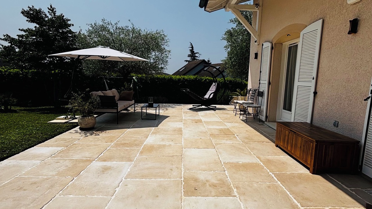 Photo of Patio Balcony in Chens-sur-Leman