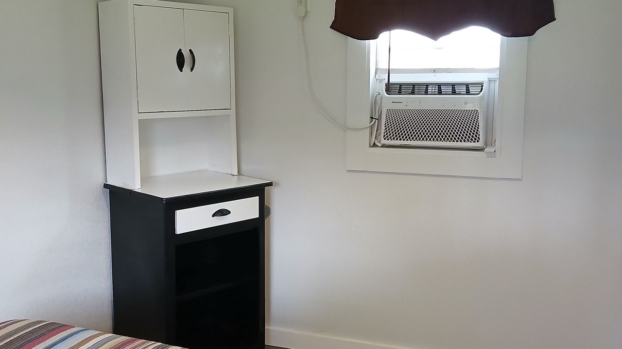 Photo of Bedroom in Tool