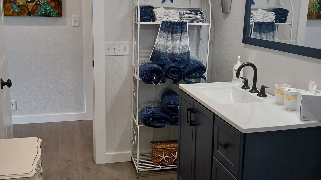 Photo of Bathroom in Tool