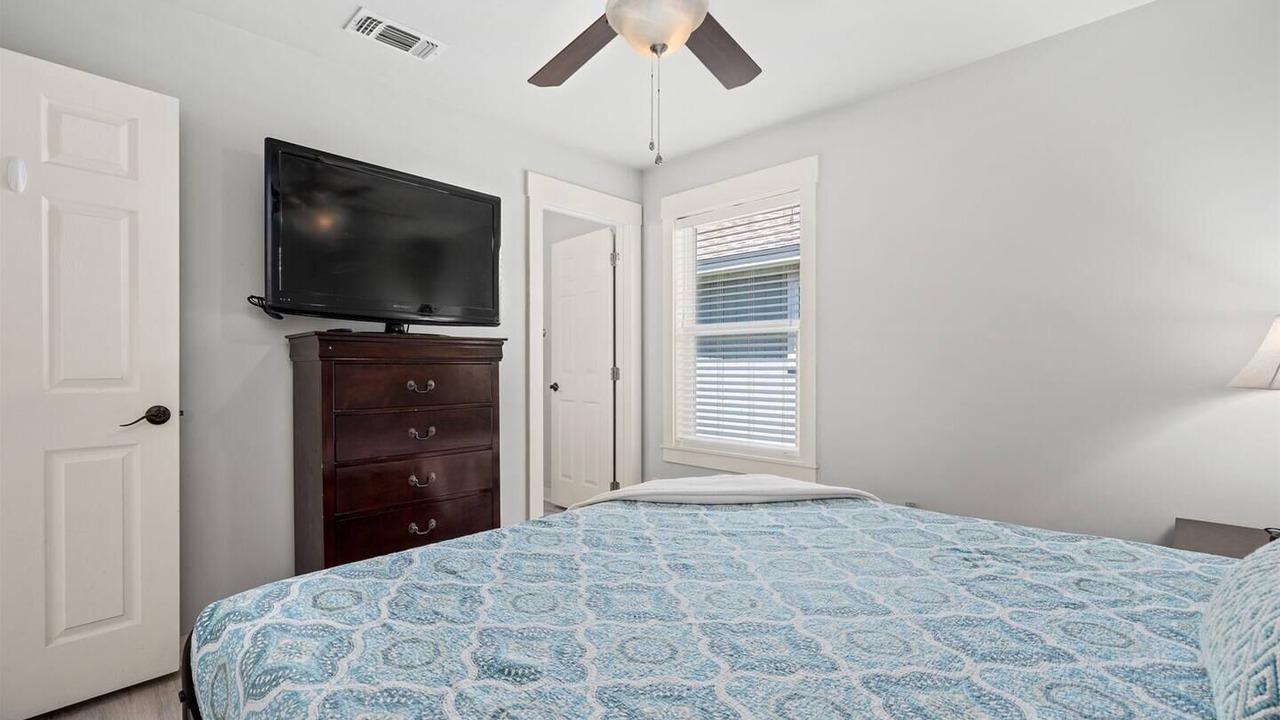 Photo of Bedroom in Rockport