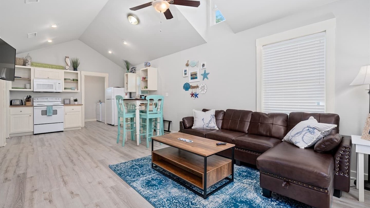 Photo of Livingroom in Rockport