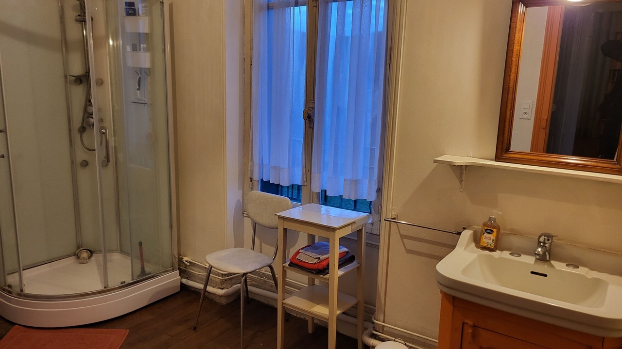 Photo of Bathroom in Tourailles