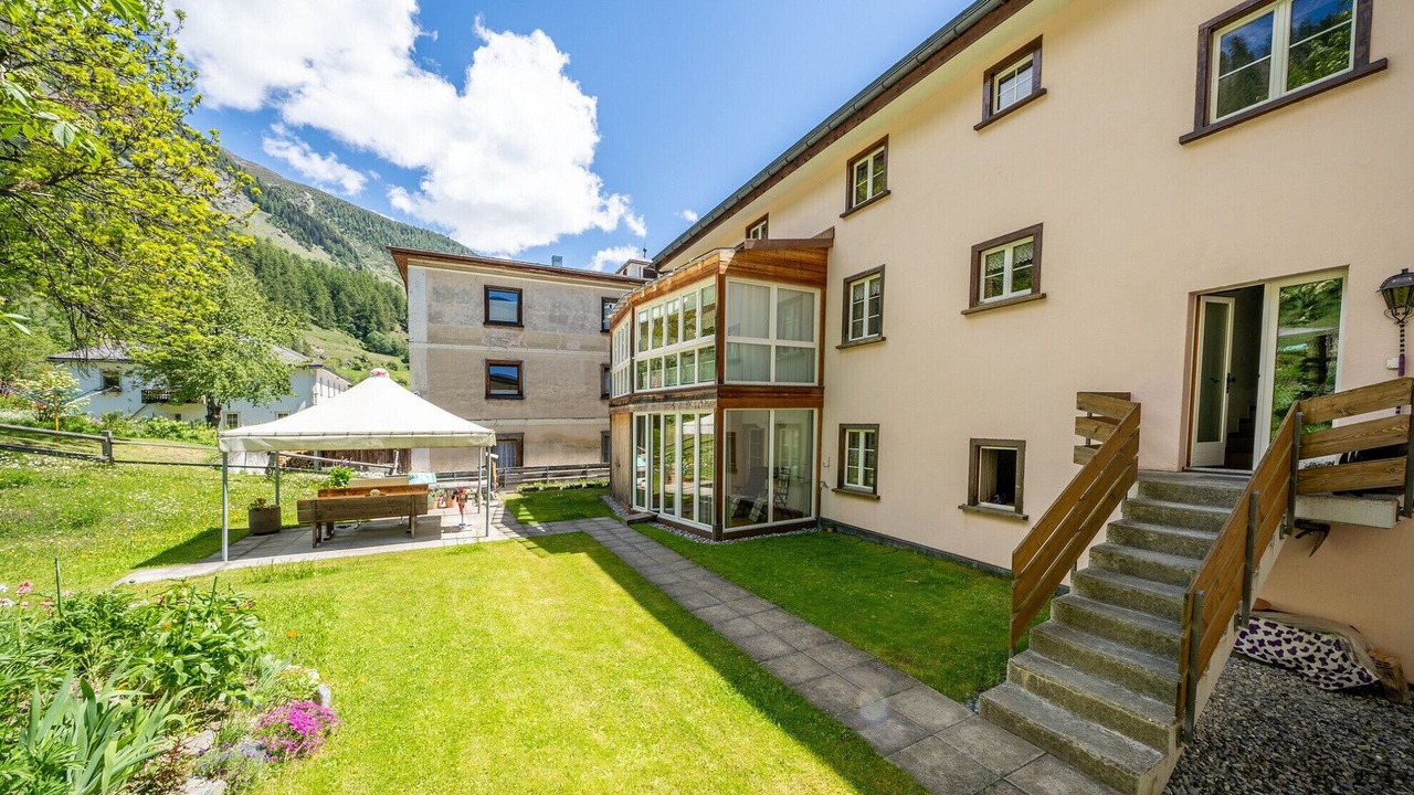 Photo of Outdoor in Lavin