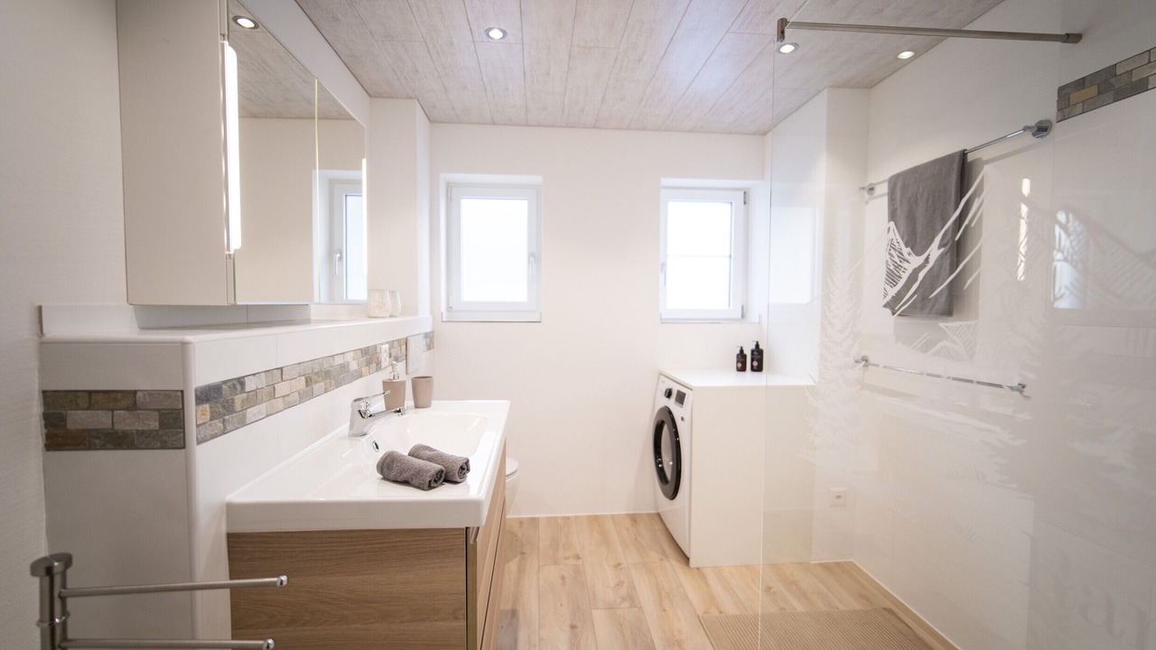 Photo of Bathroom in Ramosch