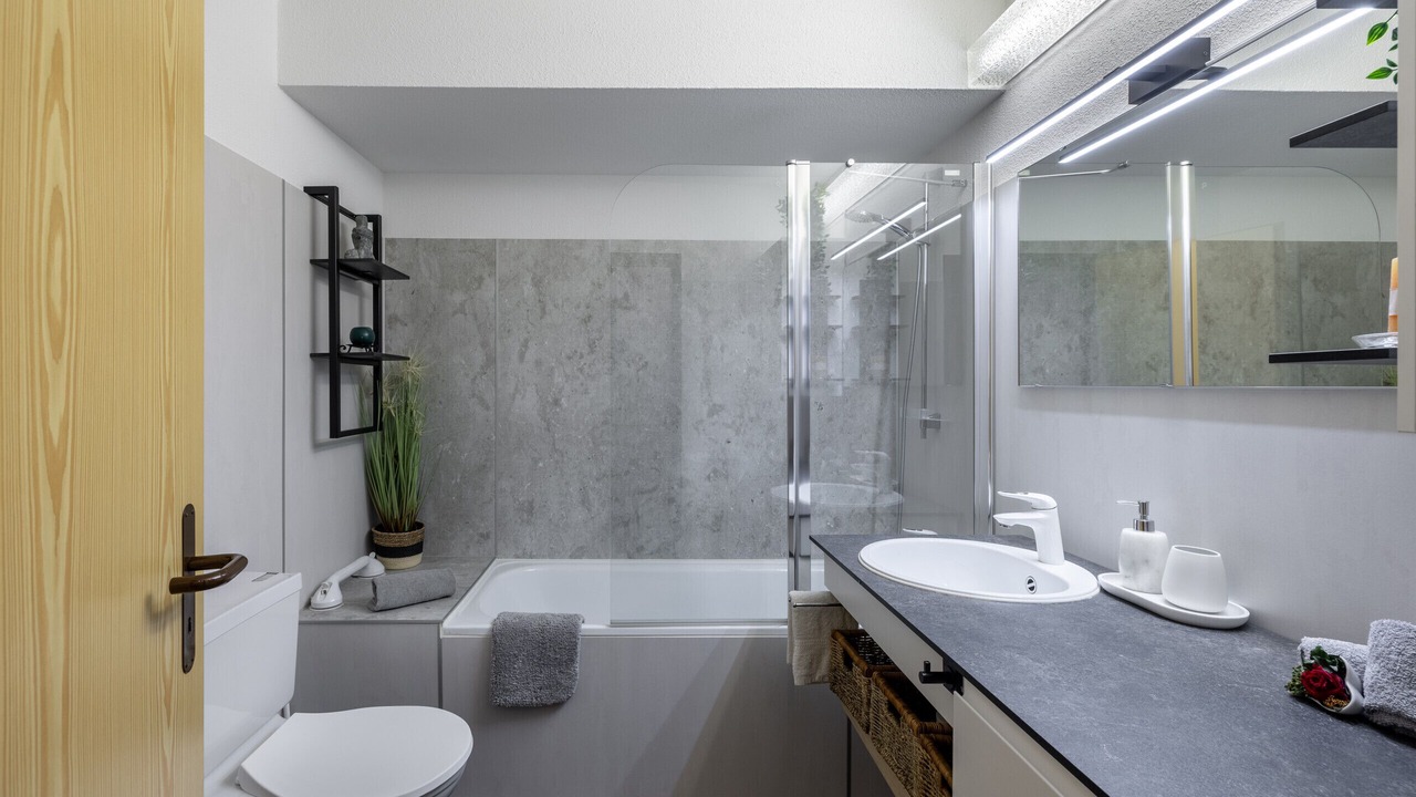 Photo of Bathroom in Engadin Scoul