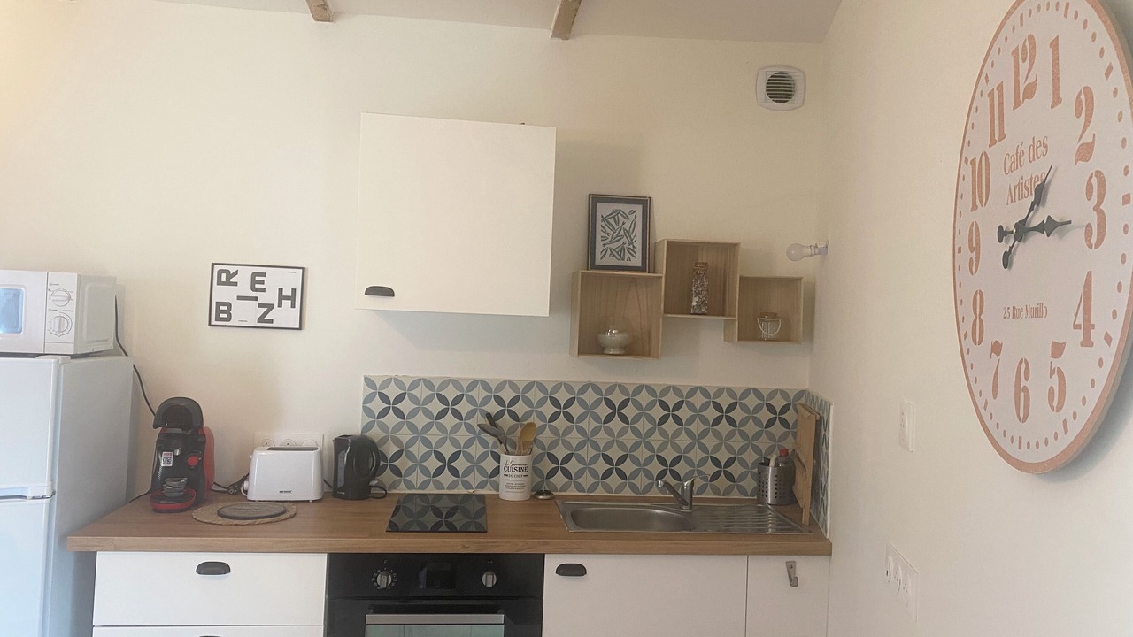 Photo of Kitchen in Treveneuc