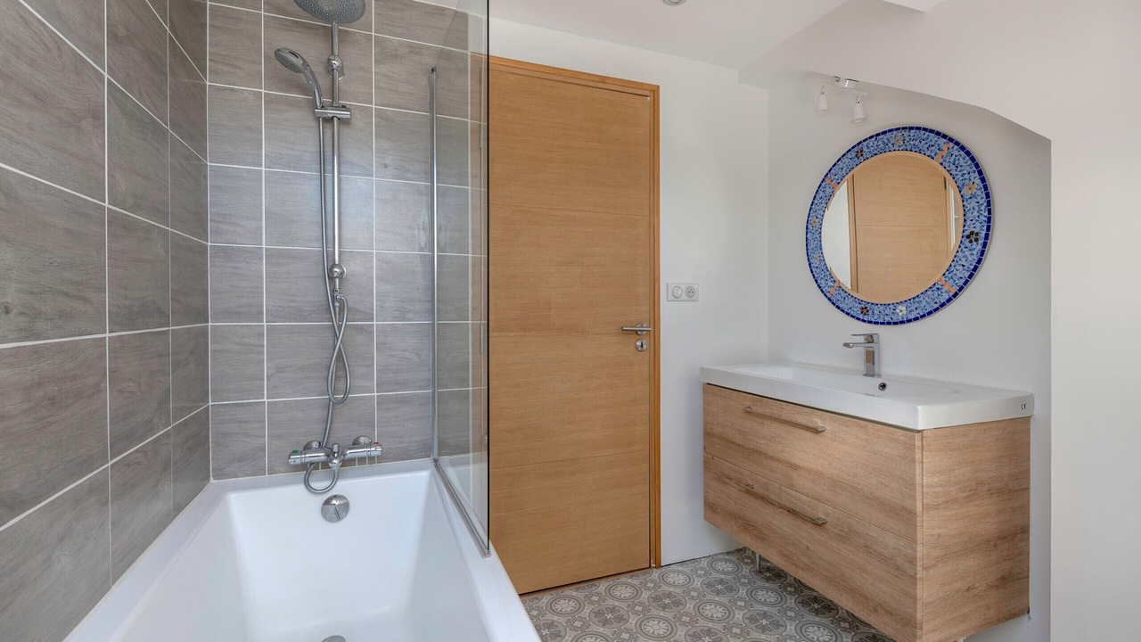 Photo of Bathroom in Pornichet