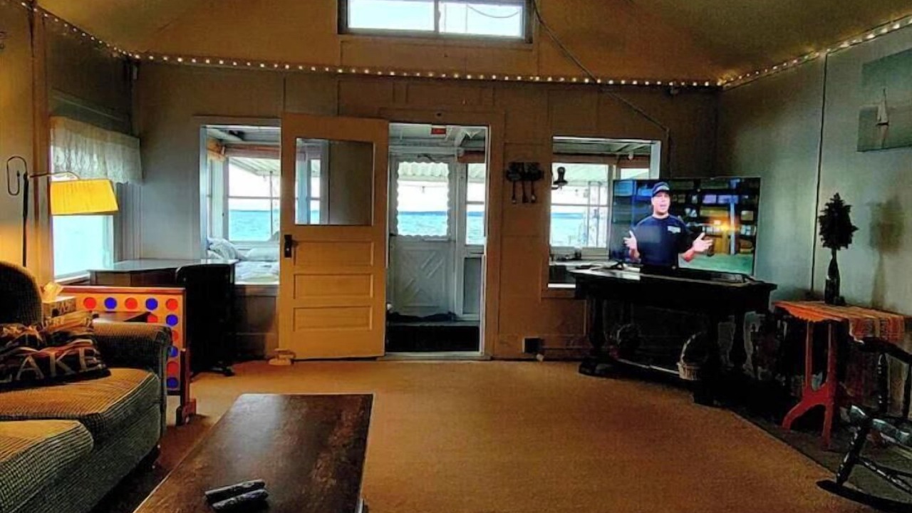Photo of Livingroom in Town of Torrey