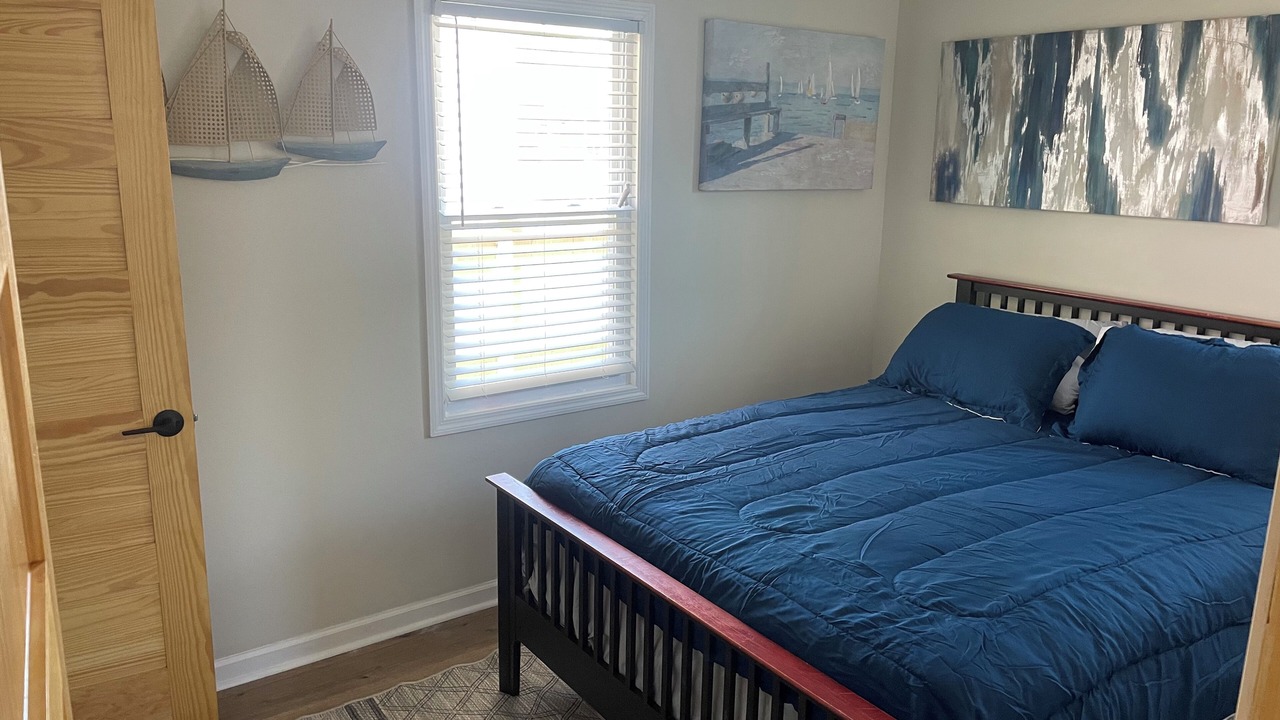 Photo of Bedroom in Atlantic Beach