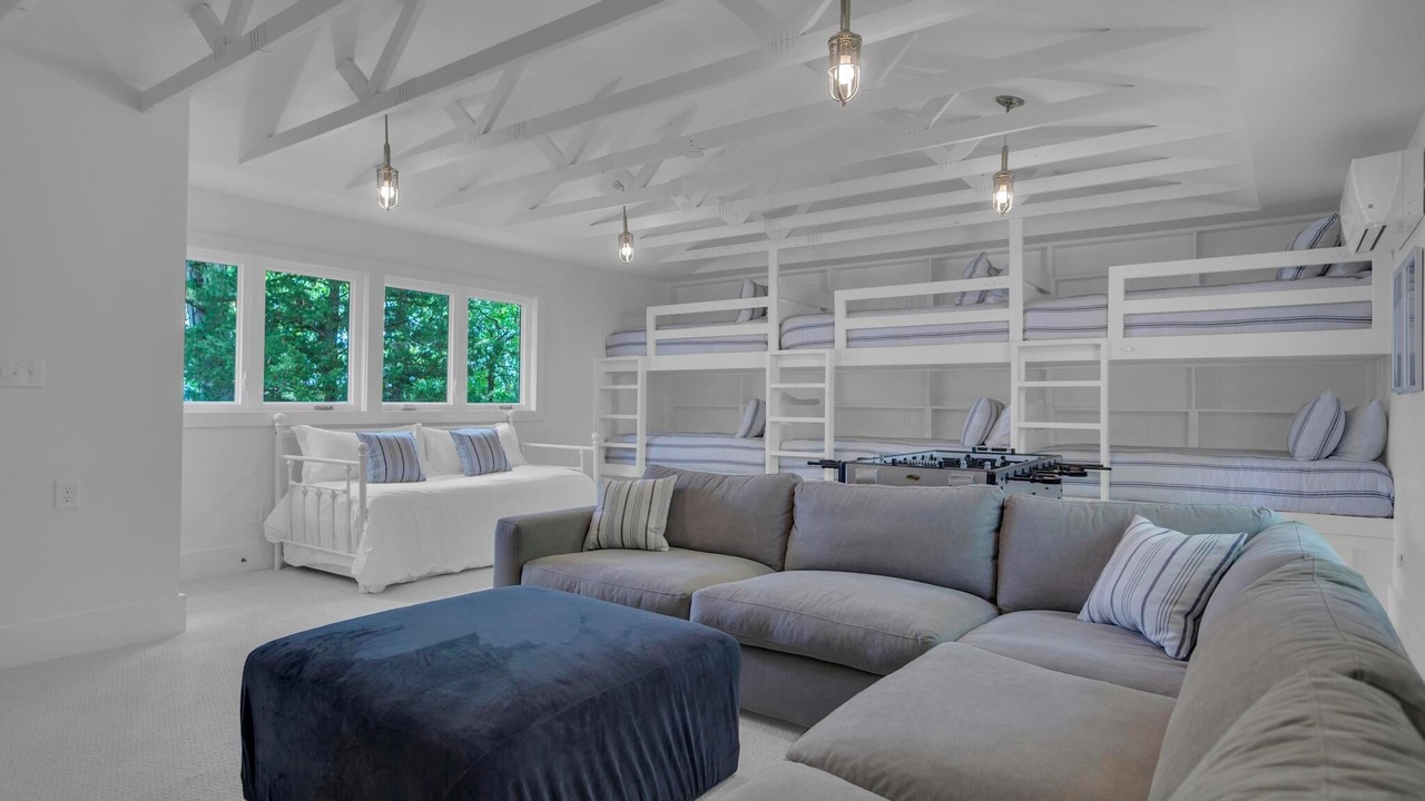Photo of Livingroom in Henrico