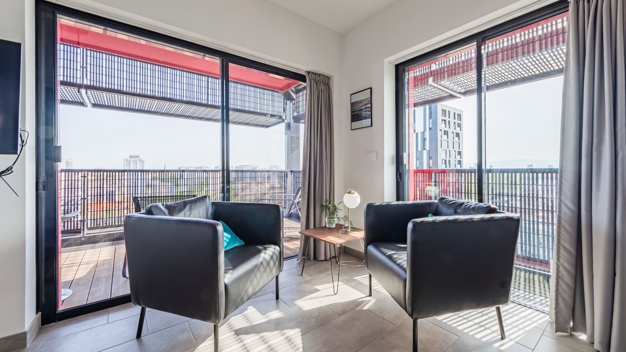 Photo of Livingroom in Neudorf Ouest