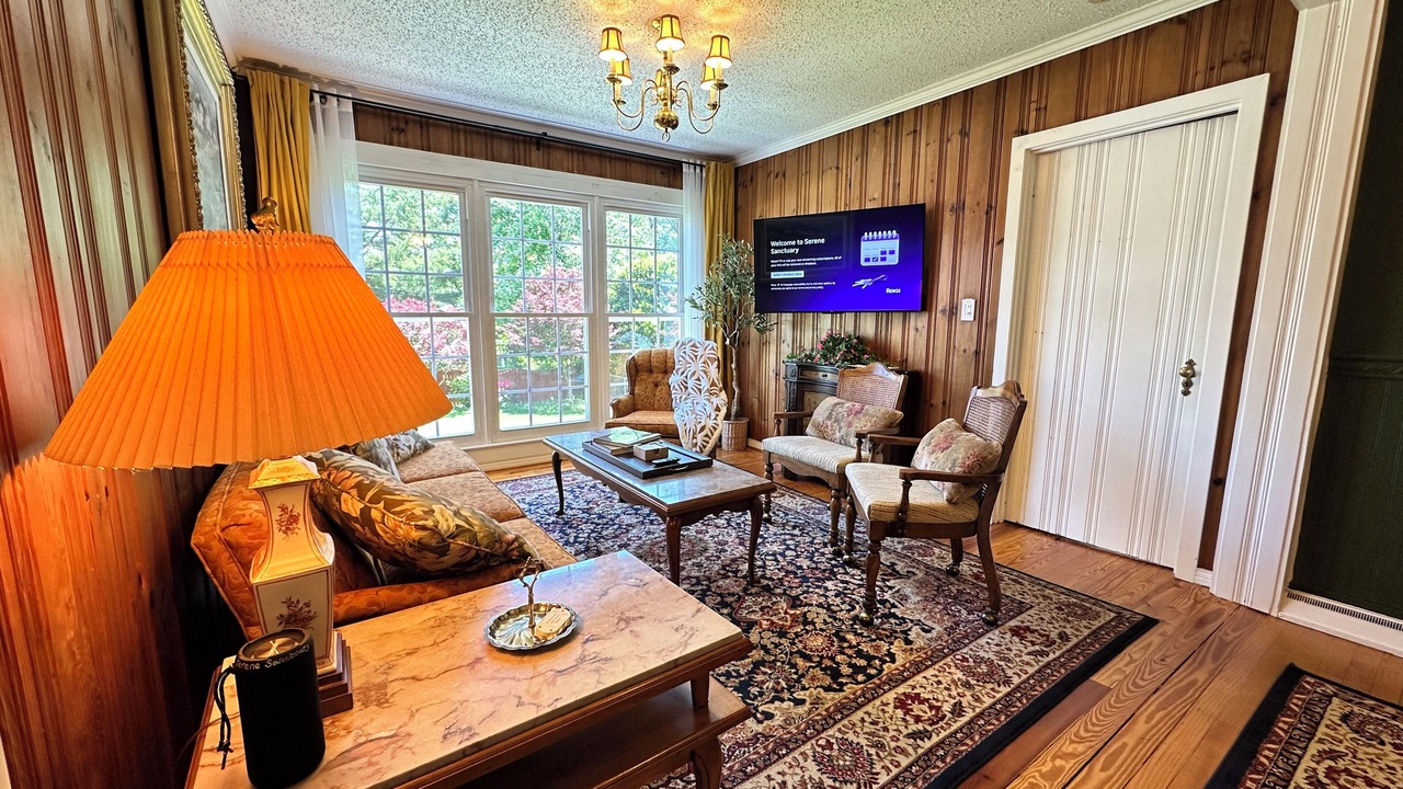 Photo of Livingroom in Mount Airy