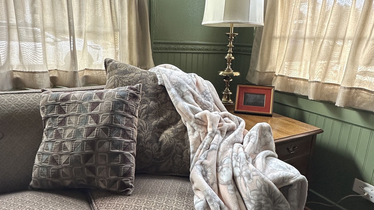 Photo of Livingroom in Mount Airy