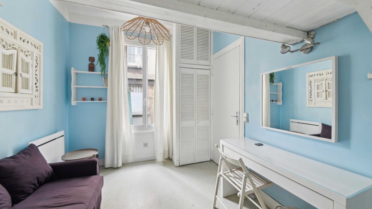Photo of Livingroom in Arcueil
