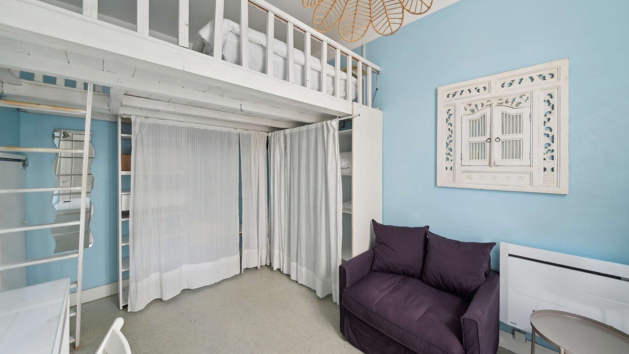 Photo of Livingroom in Arcueil
